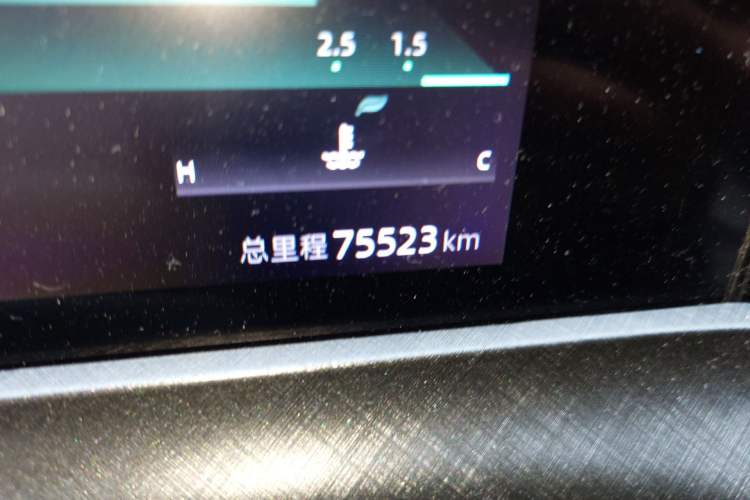 Used CHANGAN UNI-T 2022 1.5T Prestige Version Odometer Close Up