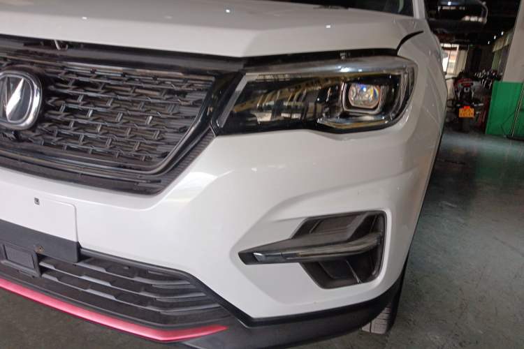 Used CHANGAN CS75 2021 Honor Million Edition 280T DCT Navigation Model Left Front Headlight