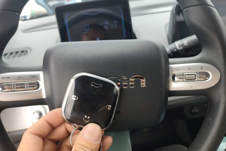 Used CHANGAN NEVO Lumin 2022 210km Sweet Edition