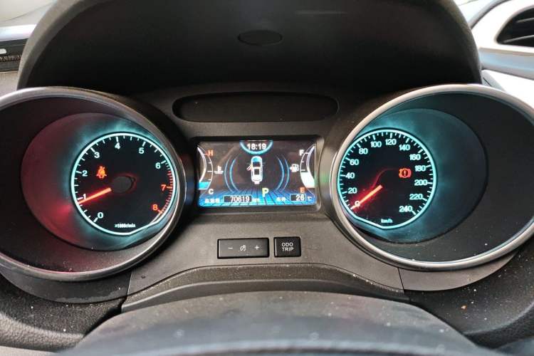 Used BYD Yuan 2017 1.5L Automatic Cool & Connected Model
