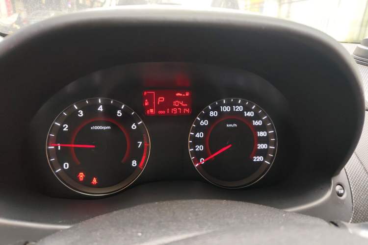 Used Hyundai Verna Ray 2014 1.4L Automatic GLX Odometer Close Up