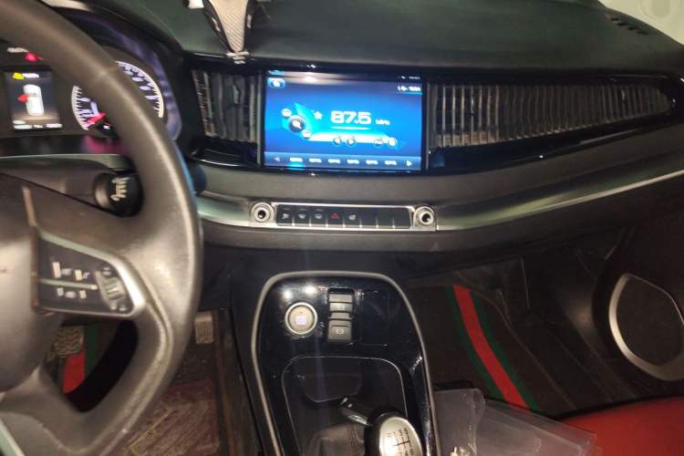 Used Haval H2s 2017 Blue Label 1.5T Manual Comfort Edition Audio And AC Panel