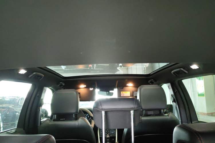 Used Land Rover Discovery Sport 2021 249 PS R-Dynamic S Performance Edition