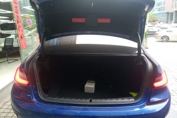 Used BMW 3 Series 2021 Facelifted 320Li M Sport Package
