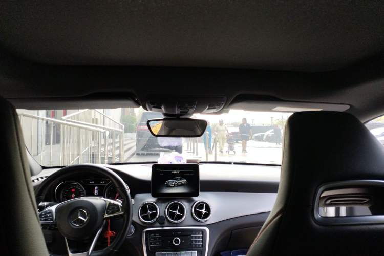 Used Mercedes-Benz CLA 2017 CLA 220 4MATIC
