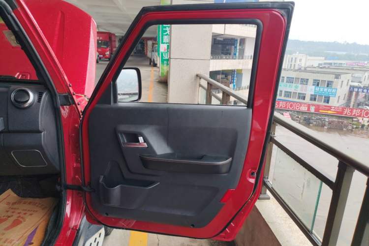 Used BAIC Off-Road BJ40 2016 40L 2.3T Automatic All-Wheel Drive Premium Edition