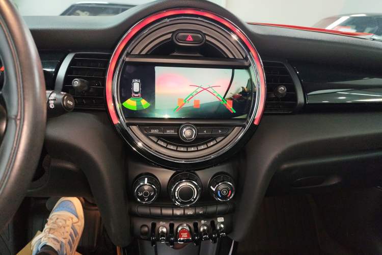 Used MINI 2019 1.5T COOPER Classic Edition
