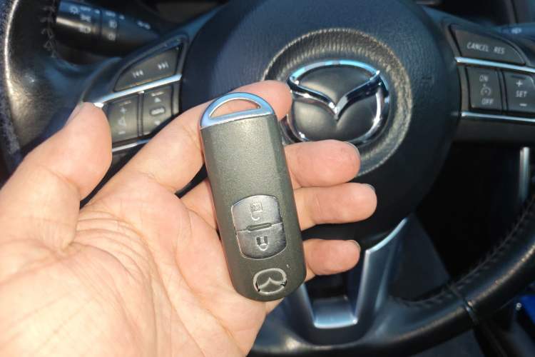 Used Mazda CX-4 2016 2.0L Automatic 2WD Blue Sky Luxury Edition
