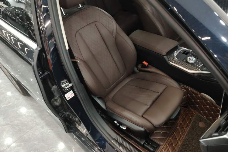 Used BMW i3 2022 eDrive 35 L