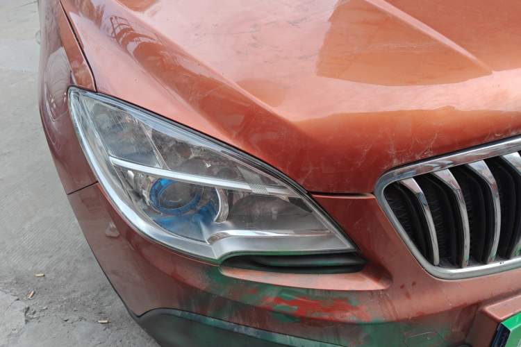 Used Buick Encore 2014 1.4T Automatic Two-Wheel Drive Urban Elite Model Right Front Headlight