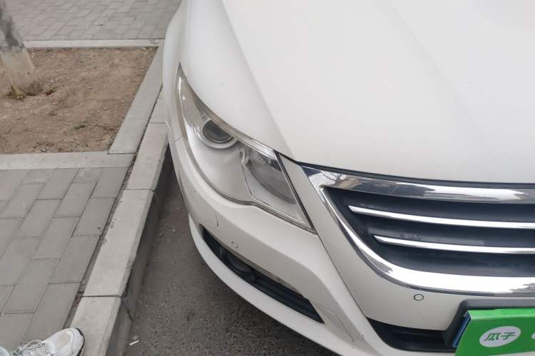 Used Volkswagen FAW-Volkswagen CC 2010 2.0 TSI Ultimate Edition Right Front Headlight