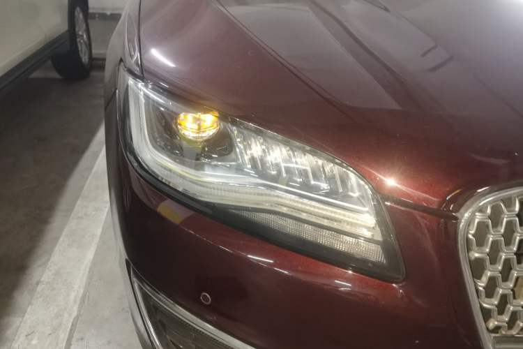 Used Lincoln MKZ 2017 2.0T Luxury Edition
