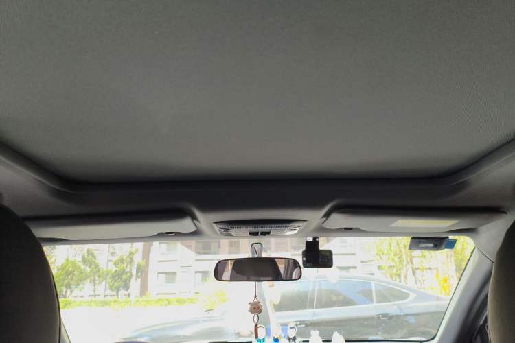 Used Honda XR-V 2021 1.5L CVT Comfort Version Headliner