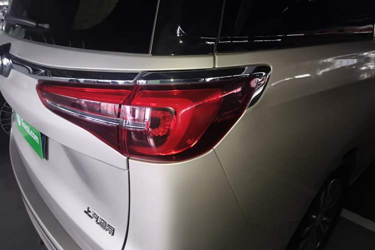 Used Buick GL8 2021 ES Landtrek 653T Comfort Edition Right Rear Taillight