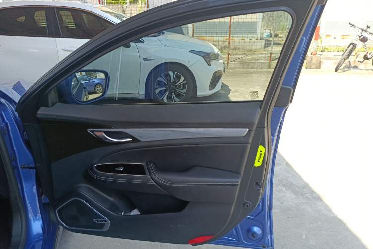 Used Geely Auto Emgrand GT New Energy 2018 1.5T PHEV Yao Ling Edition
