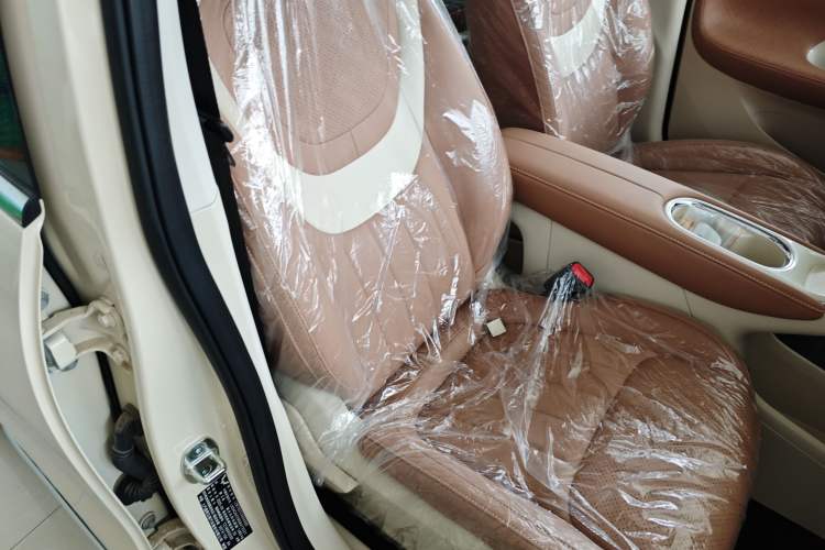 Used Wuling Bingo 2025 333 km Lingxi Deluxe Edition Right Front Seat