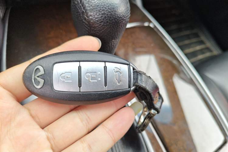 Used Infiniti JX 2013 JX35 Two-Wheel-Drive Excellence Edition Vehicle Key