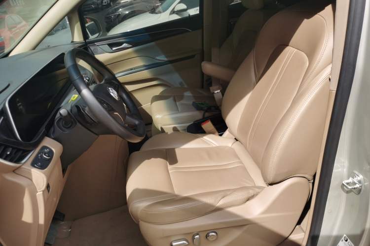 Used Buick GL8 2020 ES Land Cruiser 653T Luxury Model Left Front Seat