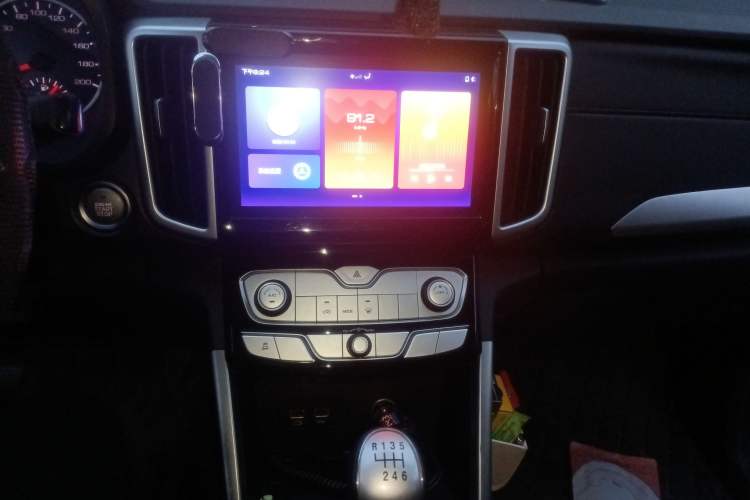 Used Great Wall Poer 2021 2.0T Commercial Version Manual Diesel Two-Wheel Drive Elite Long-Box GW4D20M
