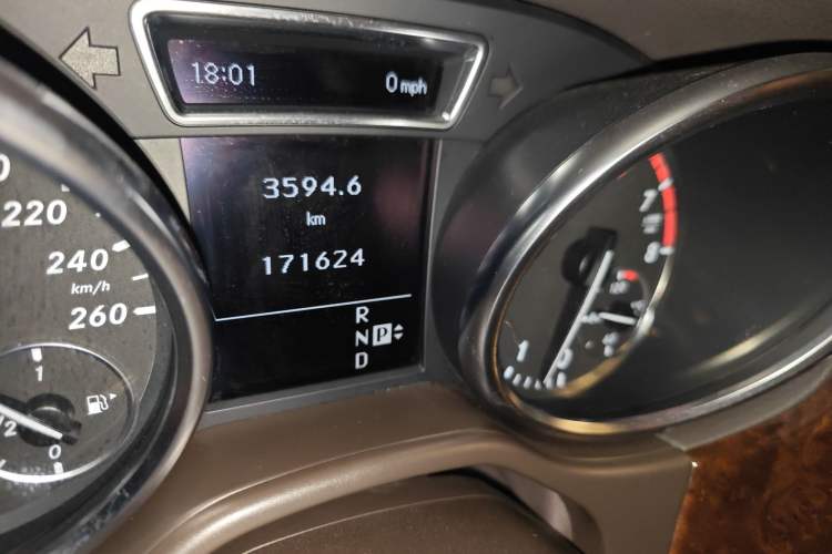 Used Mercedes-Benz M-Class 2012 ML 350 Luxury Edition