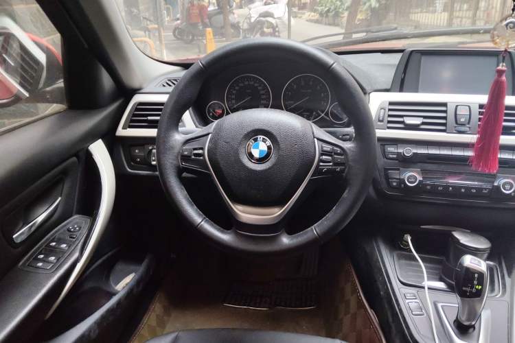 Used BMW 3 Series 2013 320i Sport Touring Edition
