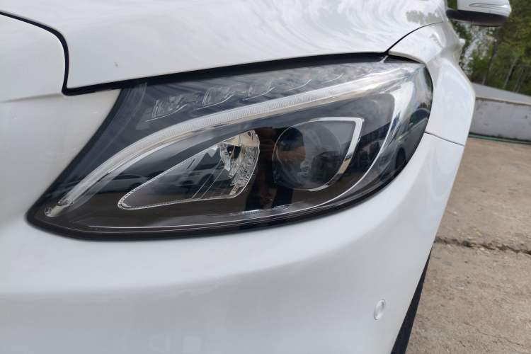 Used Mercedes-Benz C-Class 2015 Restyled C 180 L Sport Edition Left Front Headlight