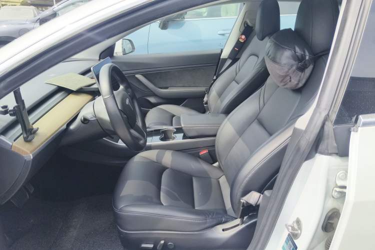 Used Tesla Model 3 2019 Long-Range Rear-Wheel-Drive Version
