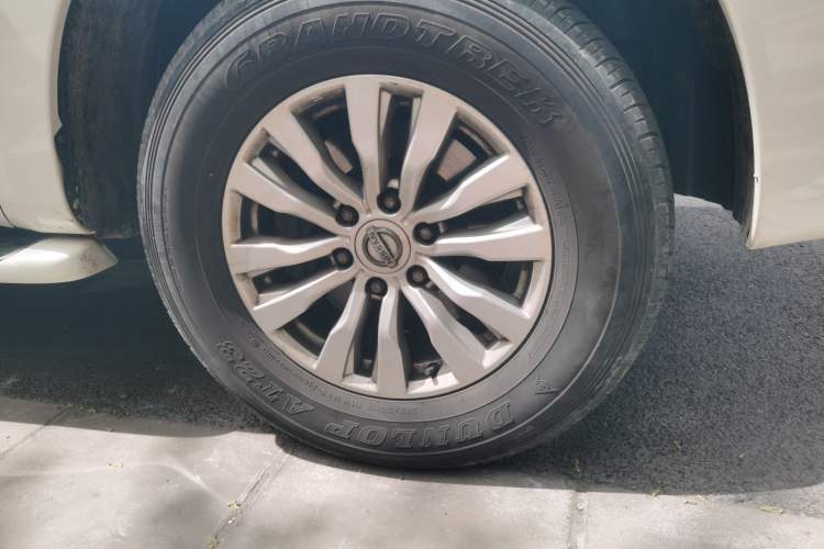 Used Nissan Patrol 2019 Y62 4.0L SE-T1 Middle East Right Front Wheel Hub