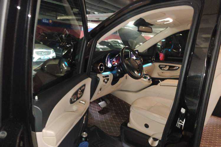 Used Mercedes-Benz V-Class 2018 V 260 L Prestige Extended Version China V Driver Seat