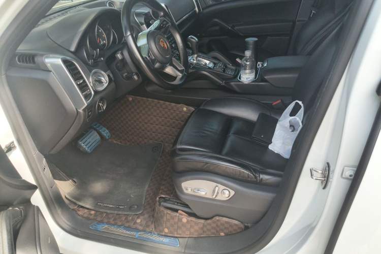 Used Porsche Cayenne 2016 Cayenne Platinum Edition 3.0T
