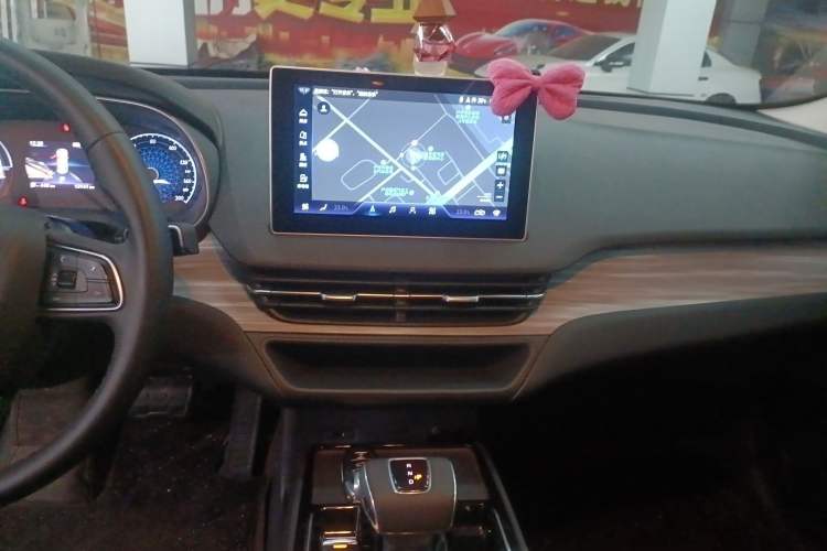 Used Hongqi E-QM5 2024 500km Range Edition
