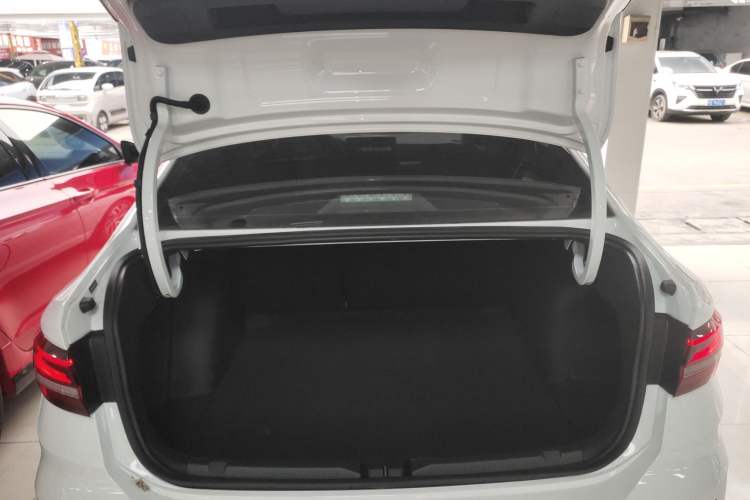 Used Volkswagen Lavida 2024 300TSI DSG Starry Sky Leading Edition Trunk