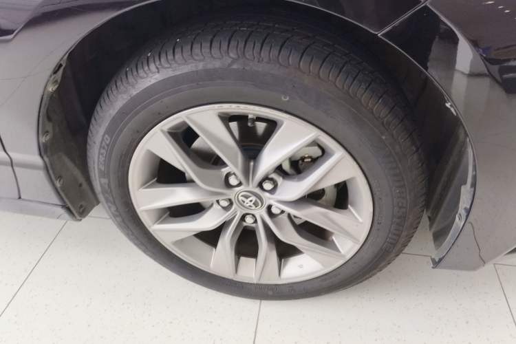 Used Toyota Avalon 2021 2.5L Luxury Edition
