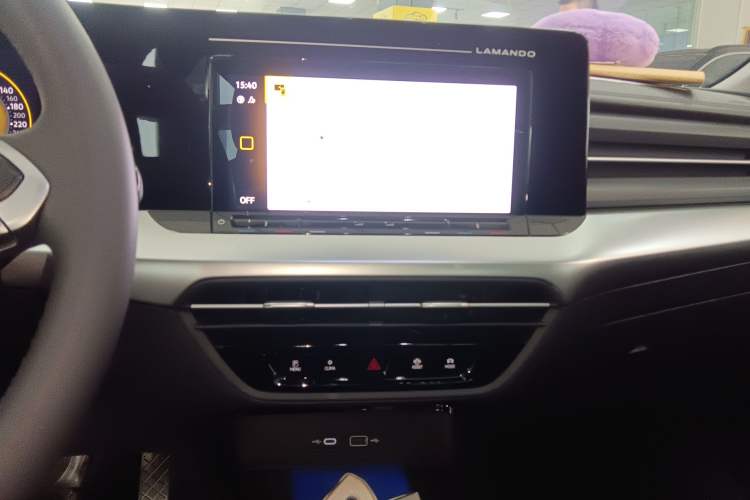 Used Volkswagen Lamando 2024 Lavida L 280TSI DSG Spicy Edition Audio And AC Panel