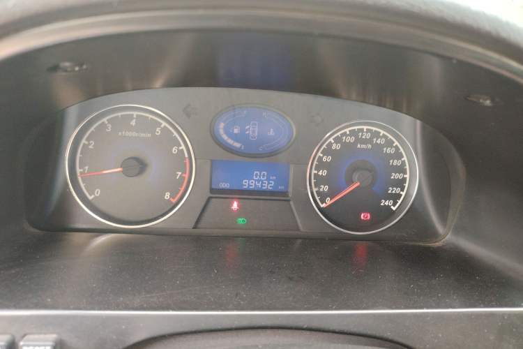 Used Geely Auto Classic Emgrand 2013 Sedan 1.5L Manual Entry-Level Model