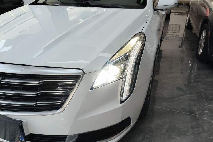 Used Cadillac XTS 2018 28T Tech Edition
