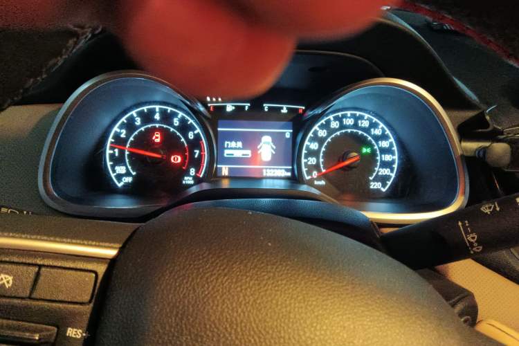 Used Chevrolet Monza 2021 320 Automatic Enjoyment Sunroof Edition