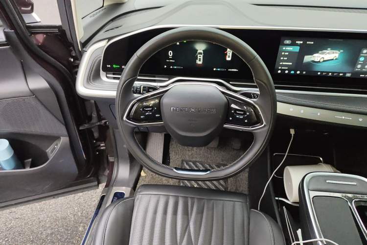 Used SAIC MAXUS G90 2022 2.0T Galaxy Seven-Seater Version
