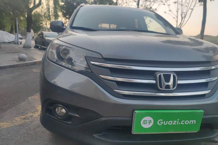 Used Honda CR-V 2012 2.0L two-wheel drive urban version