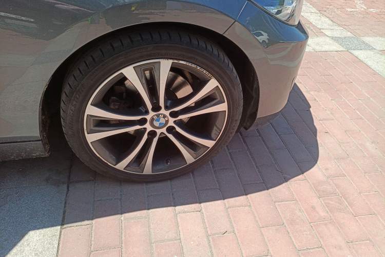 Used BMW 2 Series 2019 225i Convertible Coupe Sports Design Package