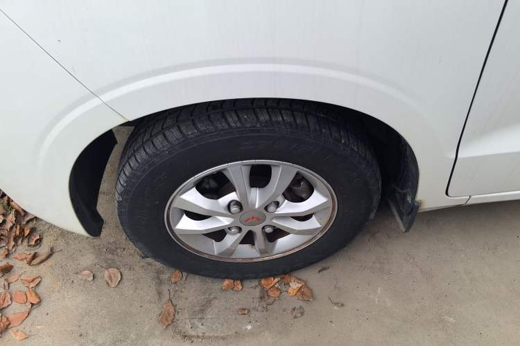 Used Wuling Hongguang V 2022 1.5L Enjoy Edition Hydraulic Power Steering LAR