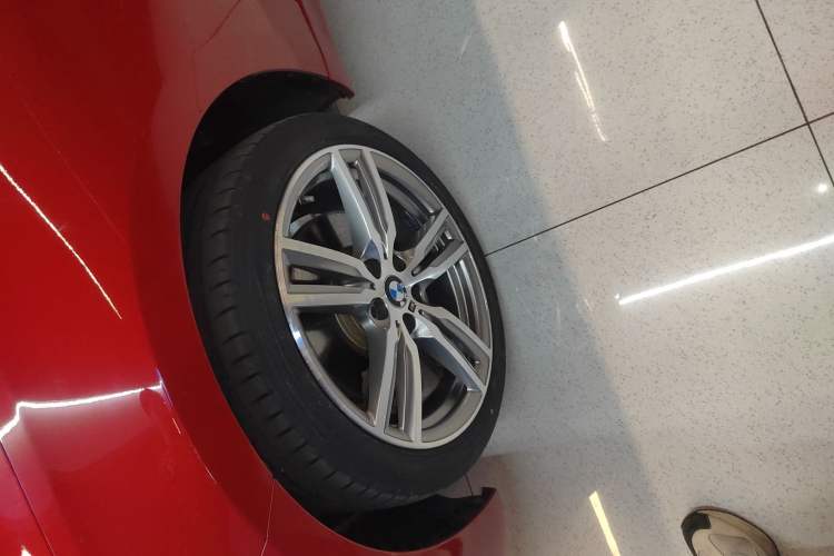 Used BMW 1 Series 2020 125i Leading Model M Sport Package Exterior 4