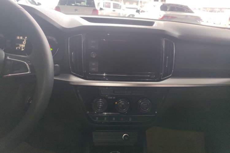 Used Skoda Kamiq 2018 1.5L Automatic Comfort Edition China VI Standard
