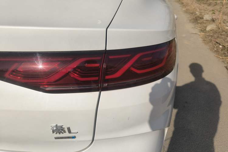 Used BYD Qin L 2025 DM-i Smart Drive 120KM Leading Model
