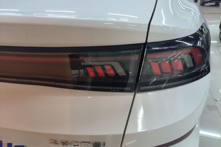 Used Volkswagen Lamando 2022 Lingdu L 280TSI DSG Ultra-Spicy Flagship Edition
