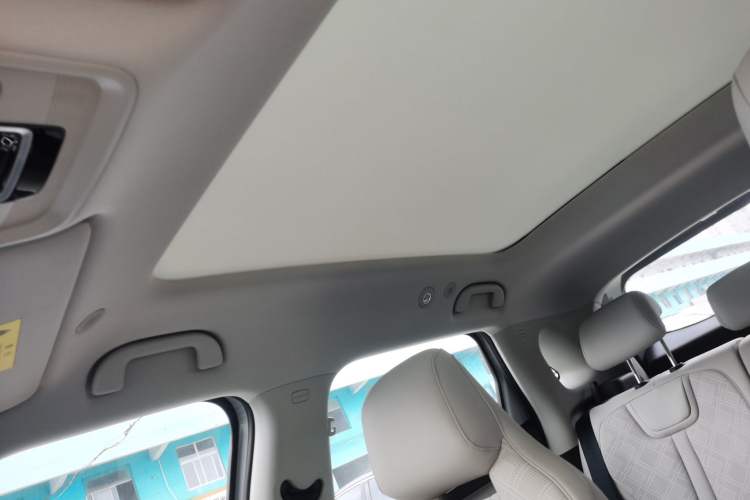 Used BYD Yuan UP 2025 Intelligent Driving Version 401 km Beyond-Range Edition
