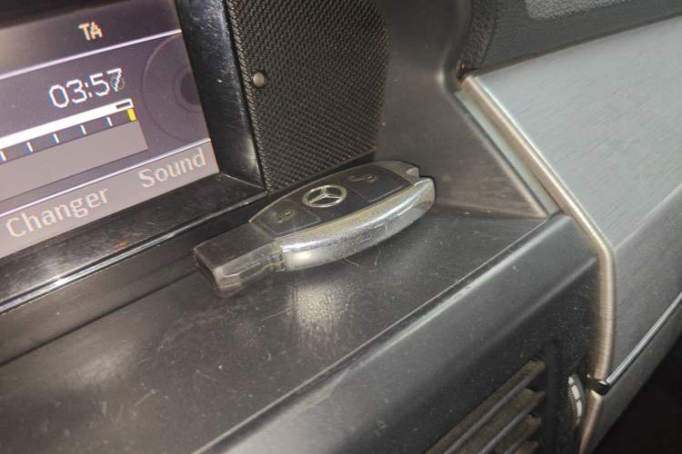 Used Mercedes-Benz GLK-Class 2012 GLK 300 4MATIC Dynamic Edition Vehicle Key