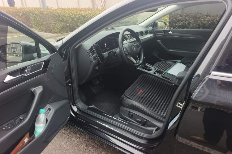 Used Volkswagen Magotan 2020 330TSI DSG Luxury Edition Driver Seat