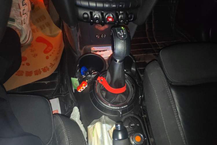 Used MINI 2015 1.5T COOPER Fun Five-Door Edition
