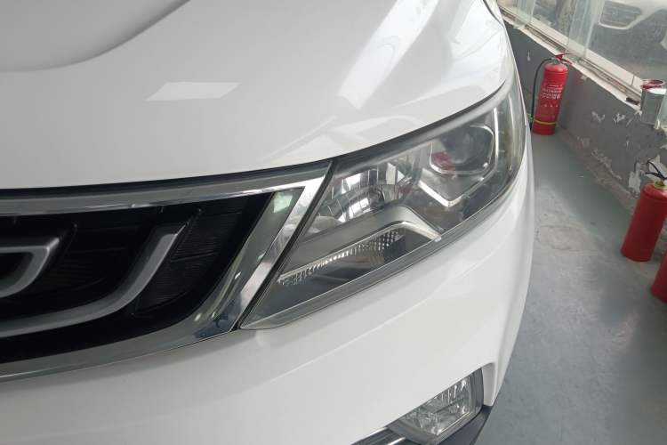 Used Geely Auto Vision X6 2016 1.8L Manual Luxury Model Left Front Headlight